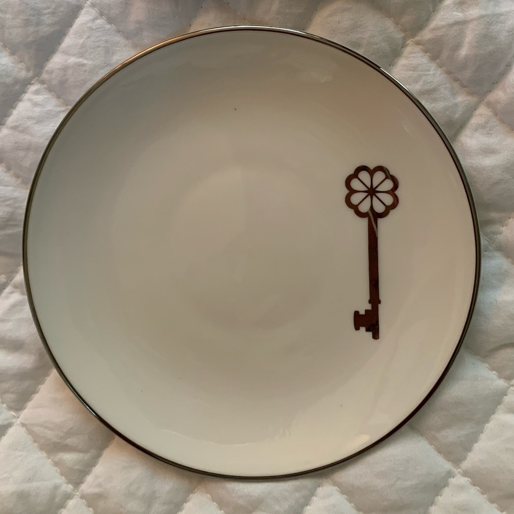 NIB Kate Spade Key Court Tidbit Plates Set (2) - Picture 4 of 7